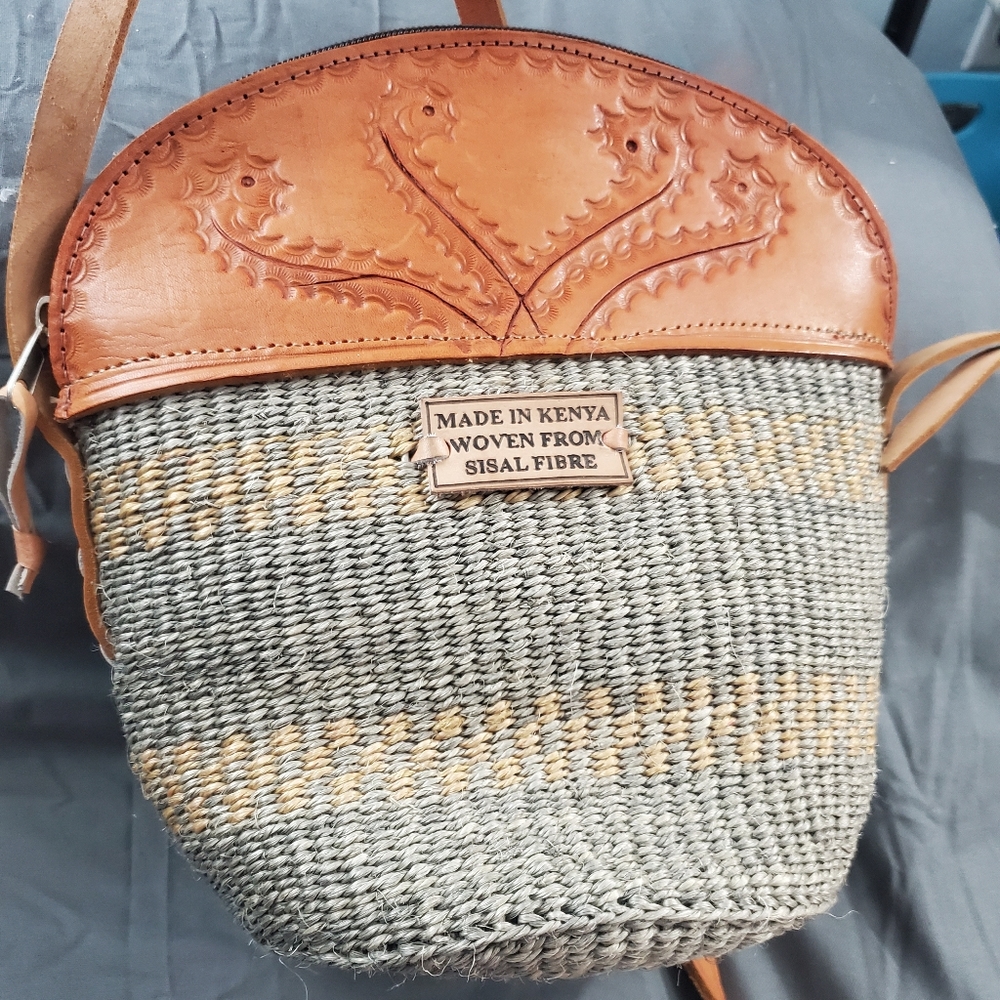 Kenyan woven Sisal fibre bag